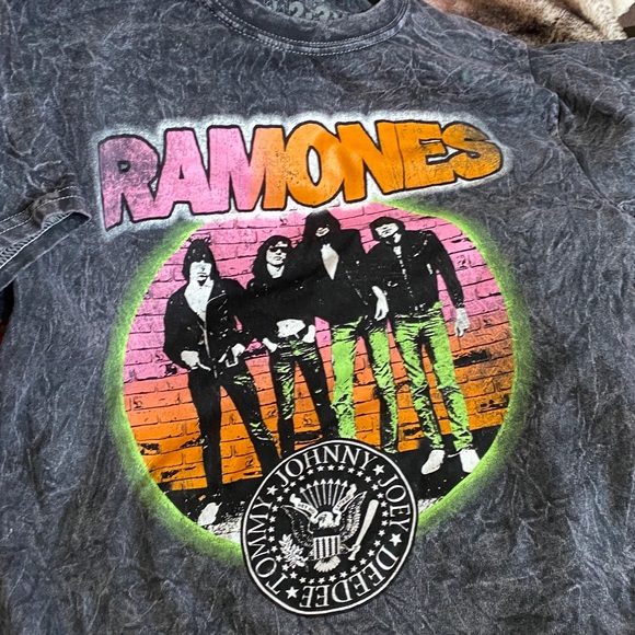 Ramones 💯 Cotton Unisex Band Tee New Never Used - Picture 10 of 12